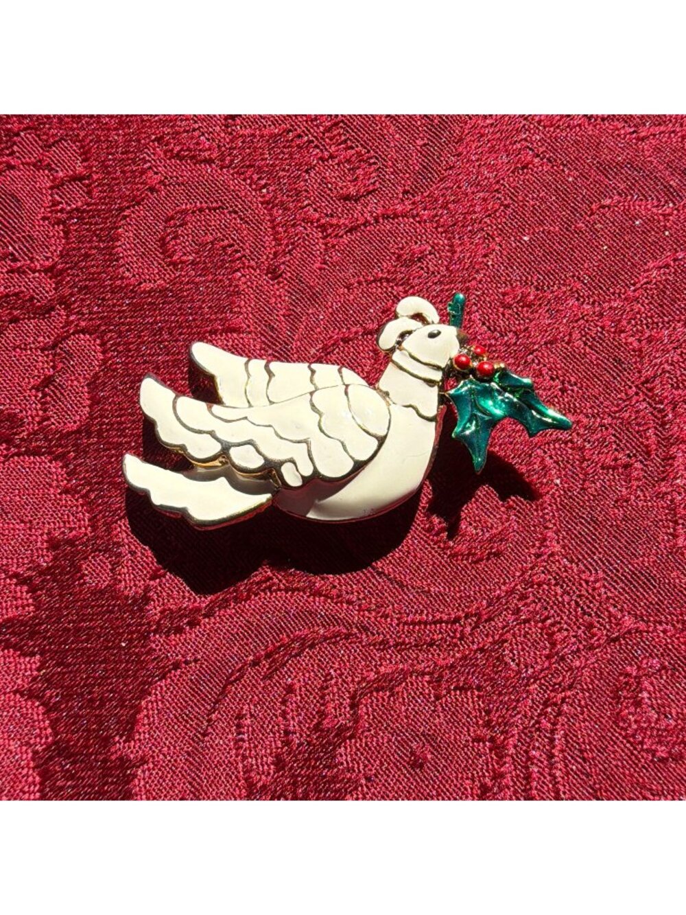Vintage White Enamel Dove Peace Bird Christmas Holly Berry 2" Gold Tone Brooch